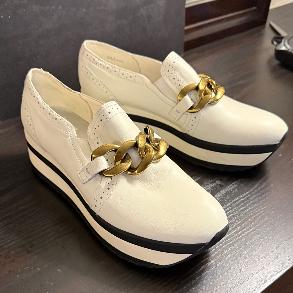 Dolce Vita Cream Platform Loafers with Gold Chain